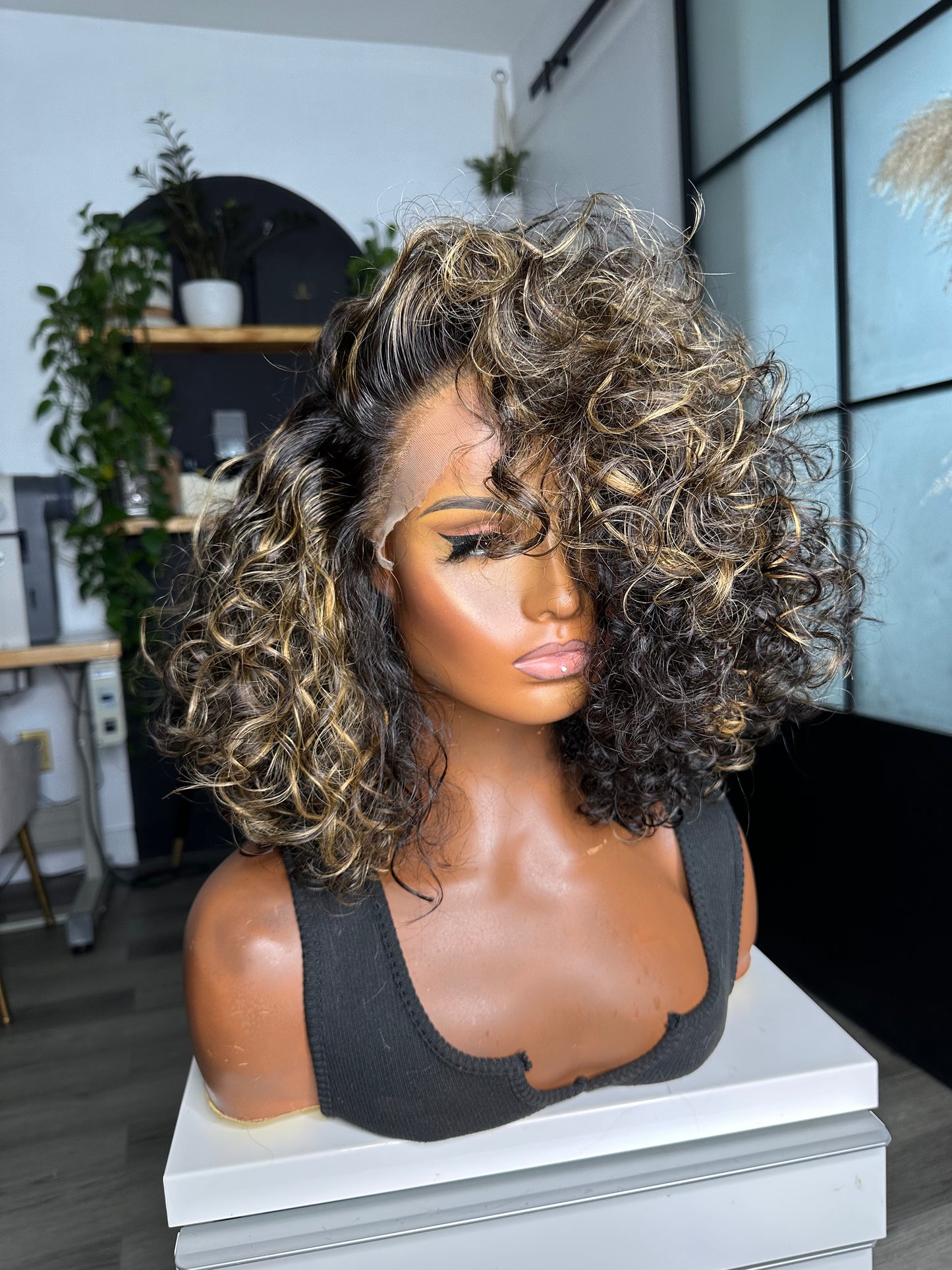Highlighted Deep Curly Postiche | Medium