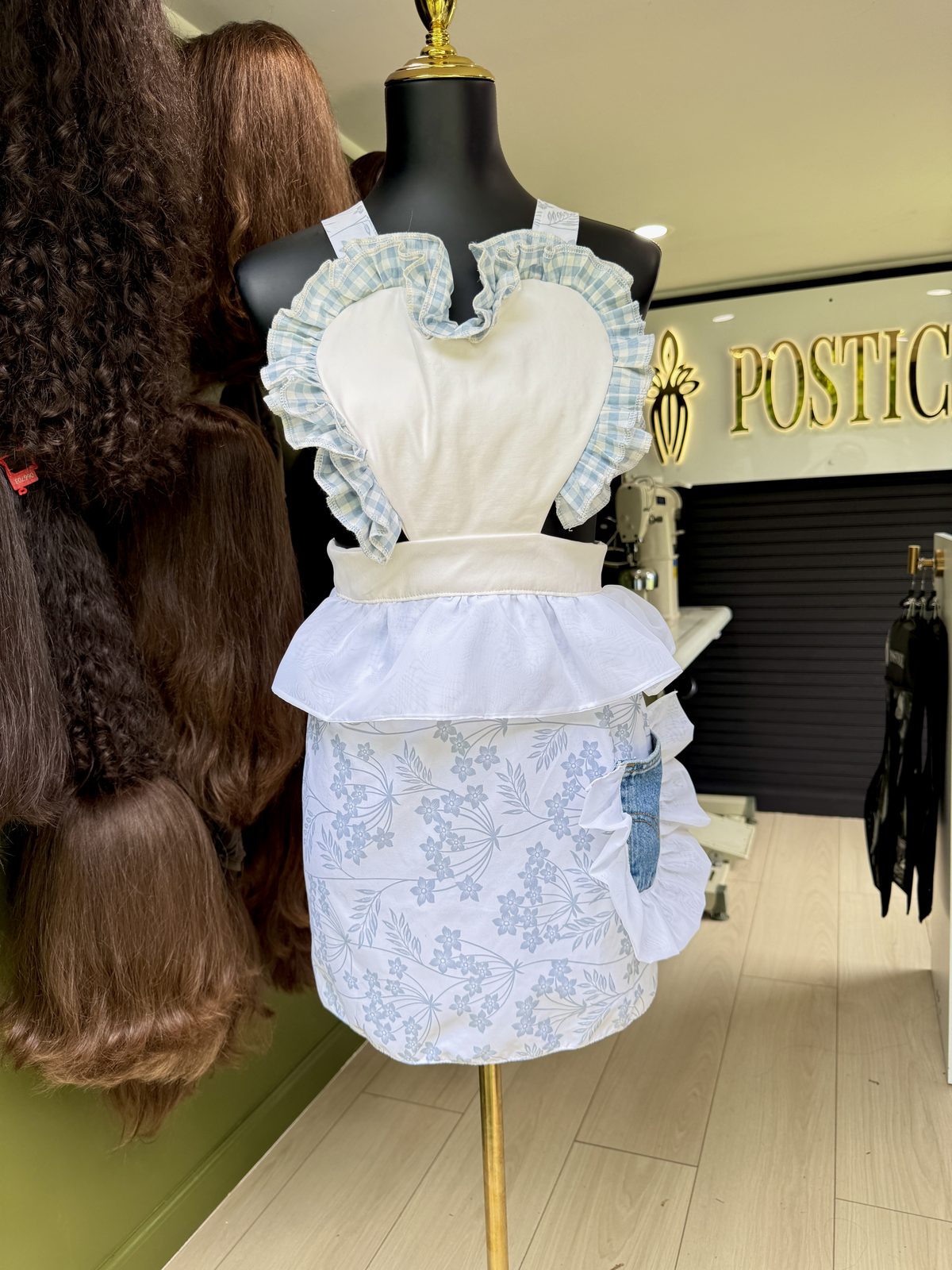 Postiche Apron No. 1003 — alternate view